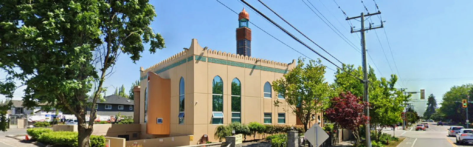 Exterior view of Surrey Jamea Masjid Surrey building